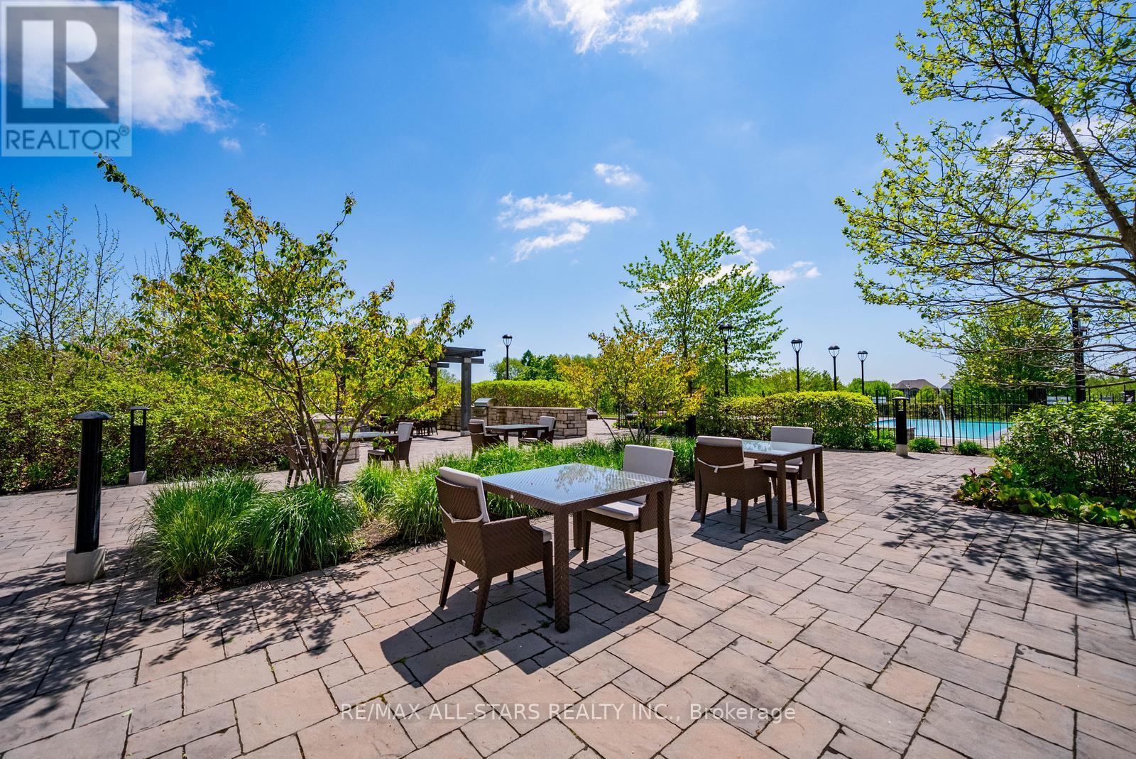 305 - 15 Stollery Pond Crescent, Markham, Ontario  L6C 0Y4 - Photo 23 - N13178246