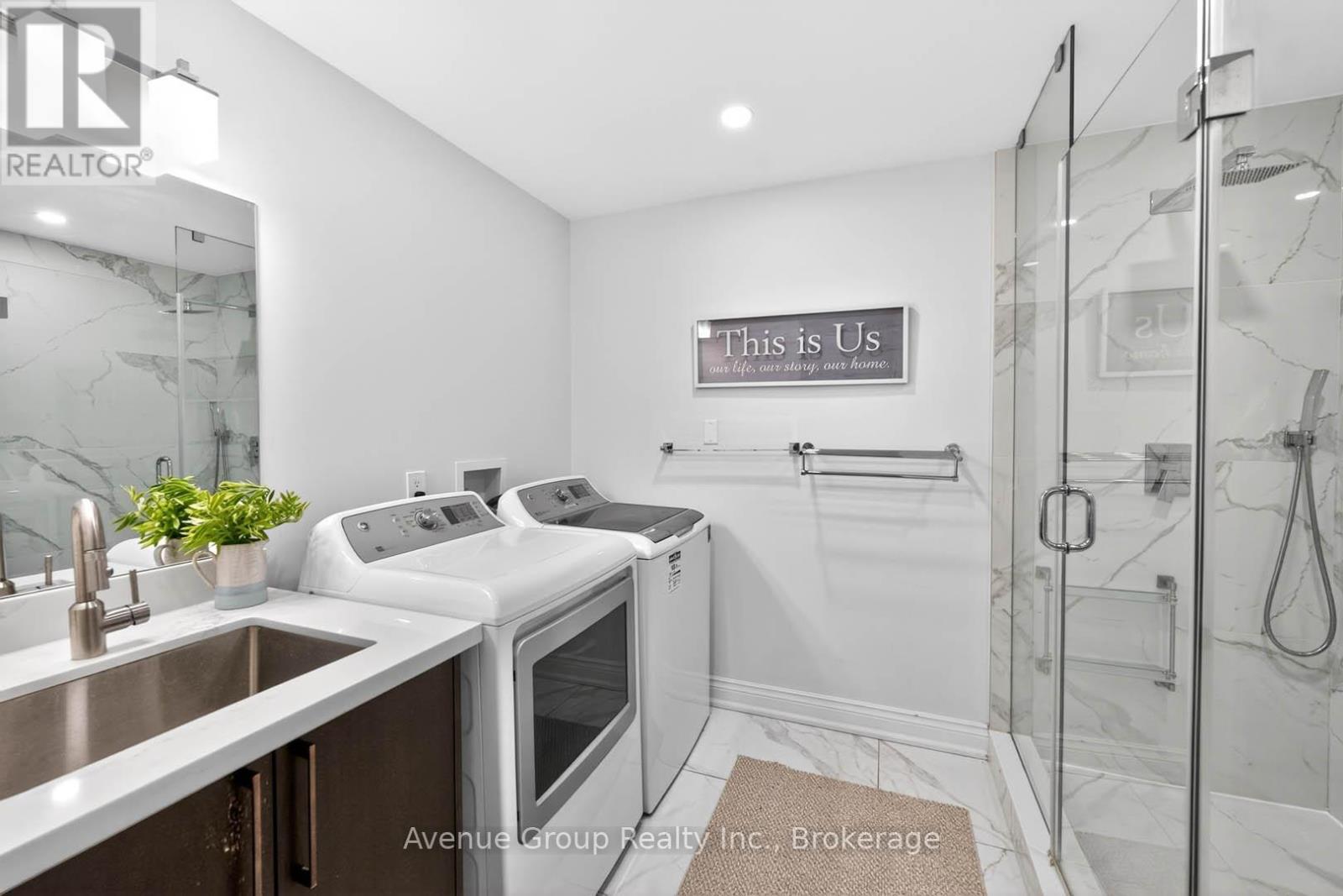 21 Palace Court, Richmond Hill, Ontario  L4B 4C3 - Photo 17 - N13178316