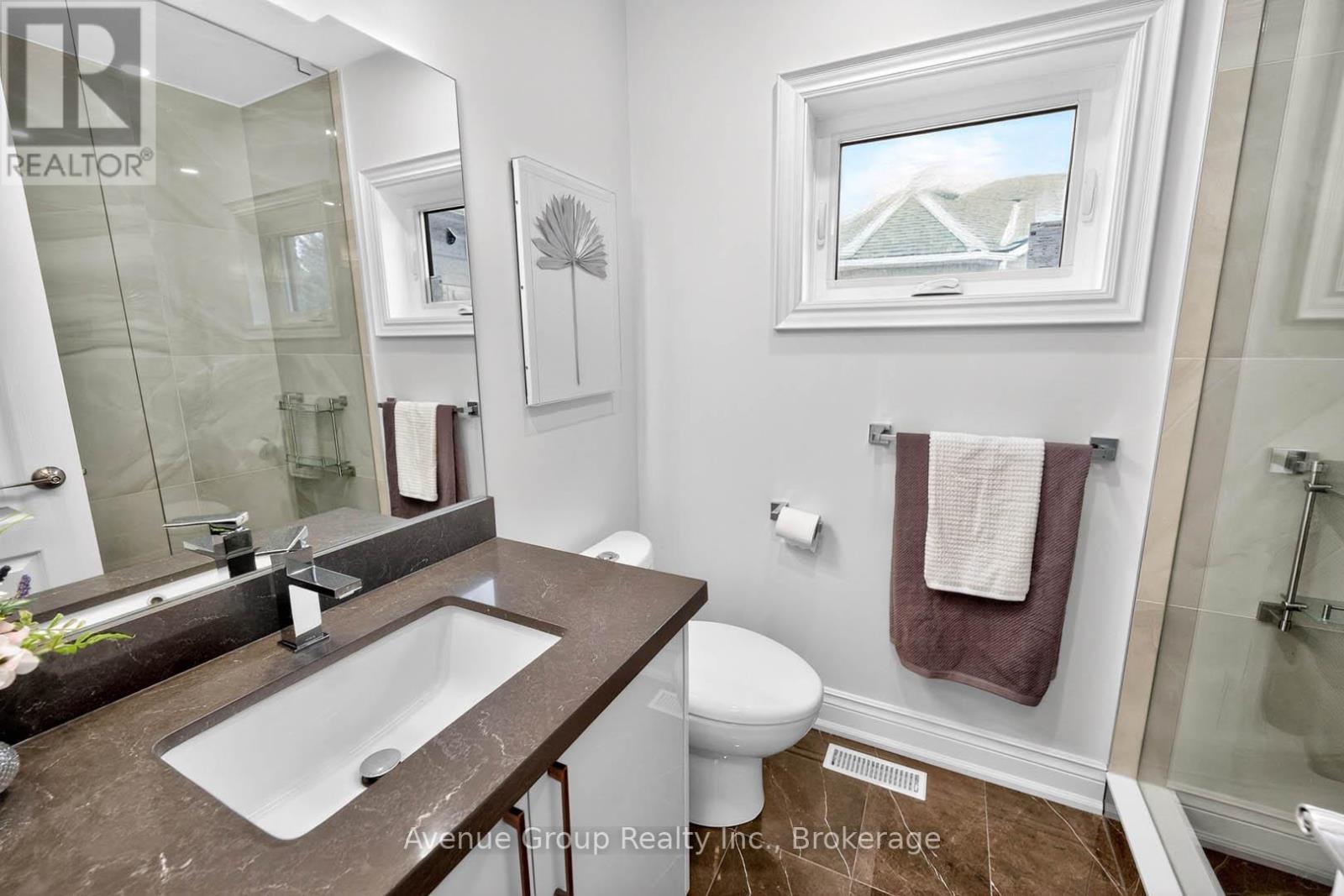 21 Palace Court, Richmond Hill, Ontario  L4B 4C3 - Photo 28 - N13178316