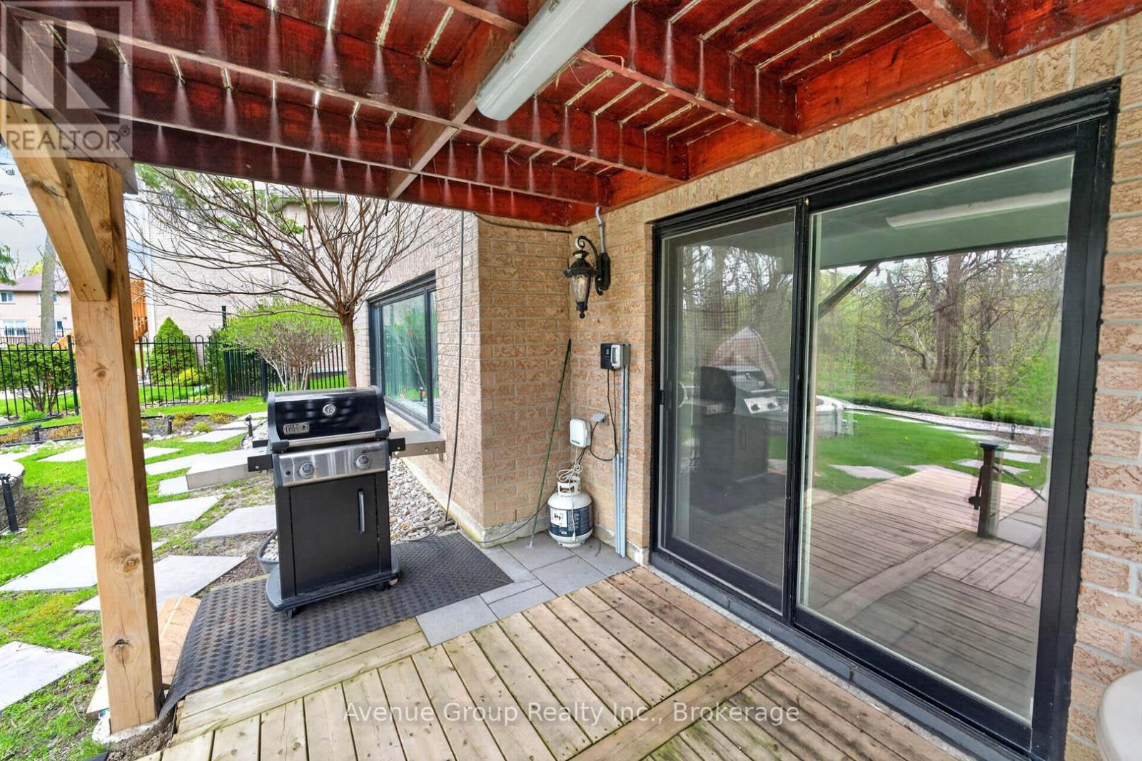 21 Palace Court, Richmond Hill, Ontario  L4B 4C3 - Photo 48 - N13178316