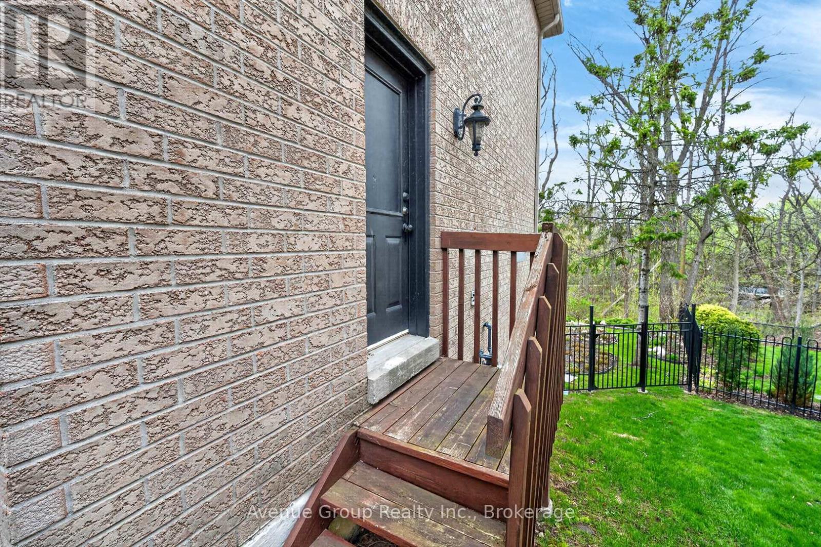 21 Palace Court, Richmond Hill, Ontario  L4B 4C3 - Photo 49 - N13178316