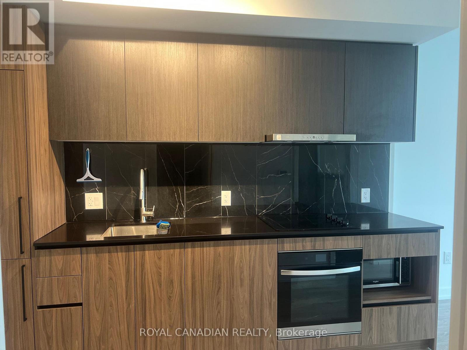 326 - 1100 Sheppard Avenue W, Toronto, Ontario  M3K 0E4 - Photo 8 - W13178102