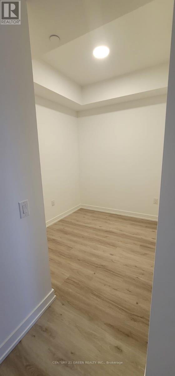 2201 - 395 Square One Drive, Mississauga, Ontario  L5B 0P6 - Photo 12 - W13178406