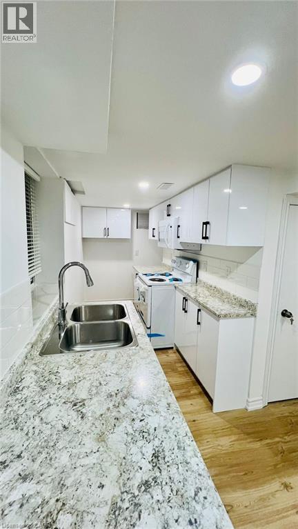 32 Southdale Avenue Unit# Lower, Kitchener, Ontario  N2M 3V5 - Photo 5 - 40833860