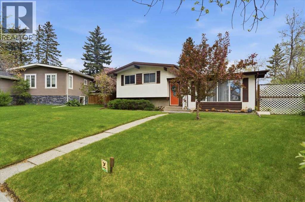 6004 Louise Road Sw, Calgary, Alberta  T3E 5V2 - Photo 2 - A2315053