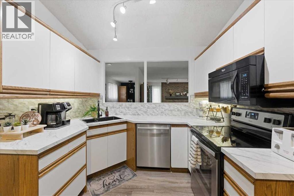 6004 Louise Road Sw, Calgary, Alberta  T3E 5V2 - Photo 20 - A2315053