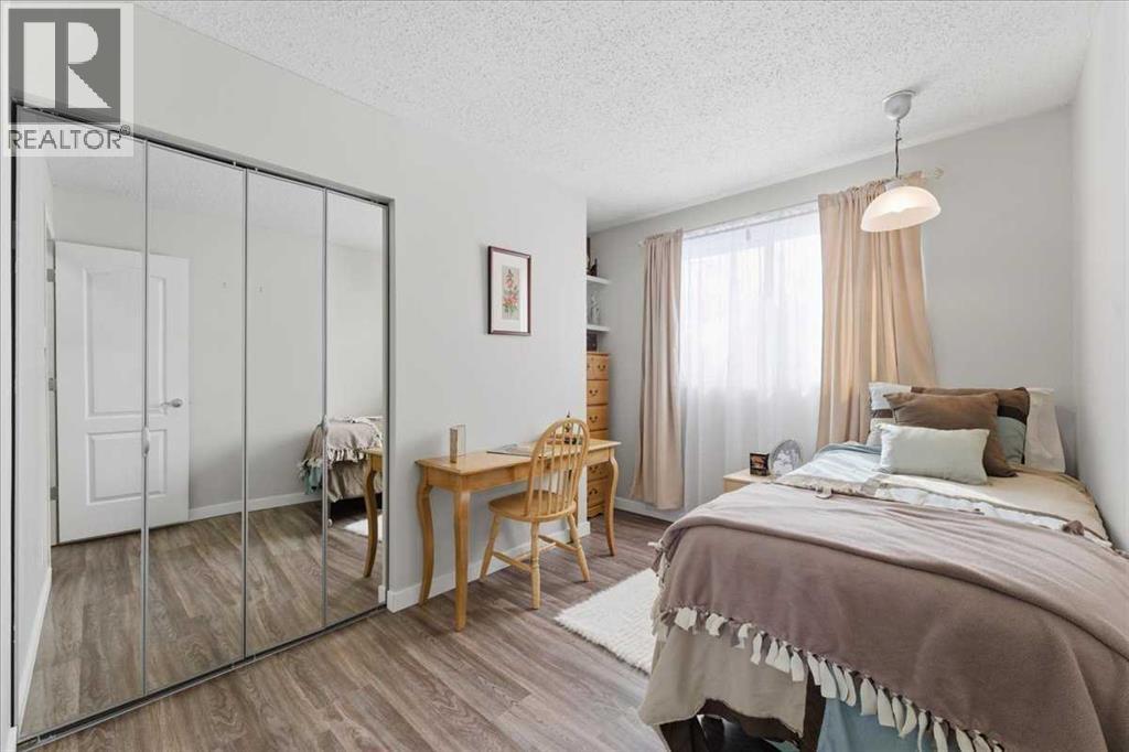 6004 Louise Road Sw, Calgary, Alberta  T3E 5V2 - Photo 29 - A2315053