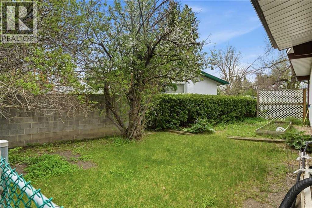 6004 Louise Road Sw, Calgary, Alberta  T3E 5V2 - Photo 10 - A2315053