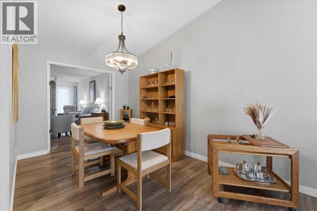 6004 Louise Road Sw, Calgary, Alberta  T3E 5V2 - Photo 16 - A2315053