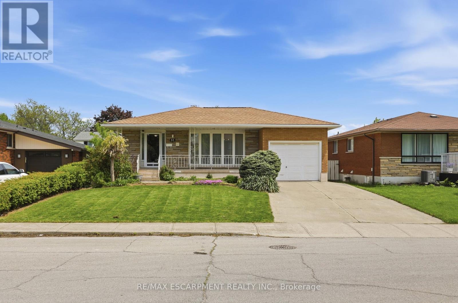 61 BELLINGHAM DRIVE, Hamilton, Ontario