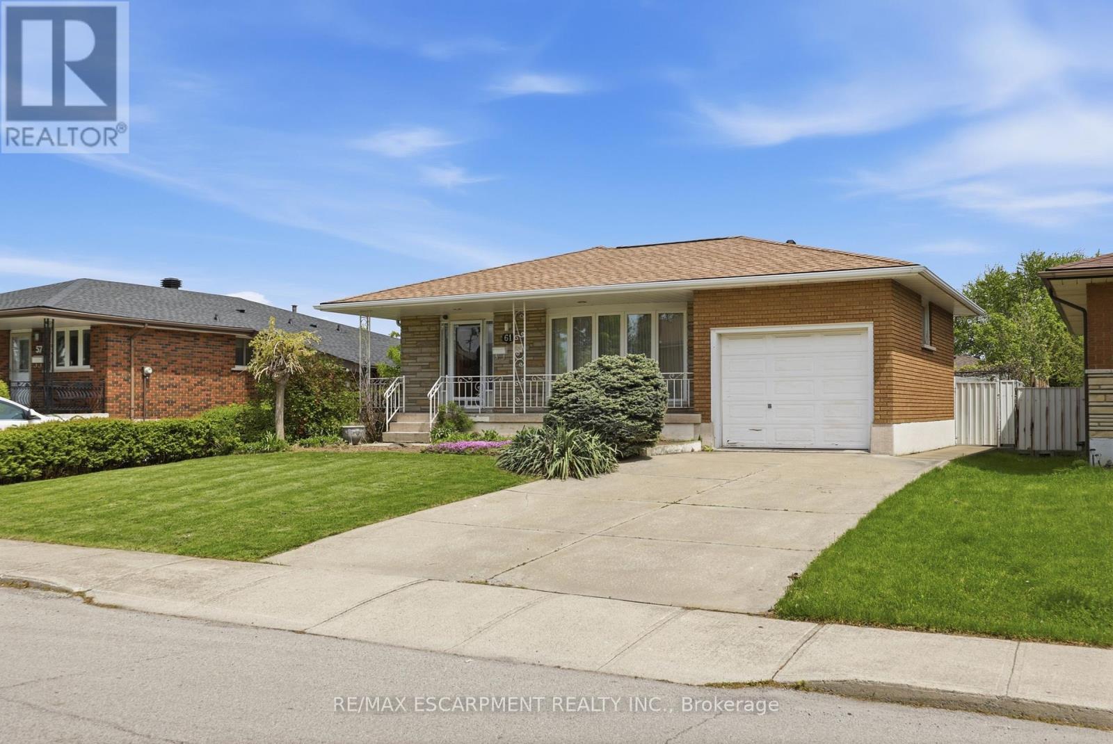 61 Bellingham Drive, Hamilton, Ontario  L8V 3R3 - Photo 2 - X13178154