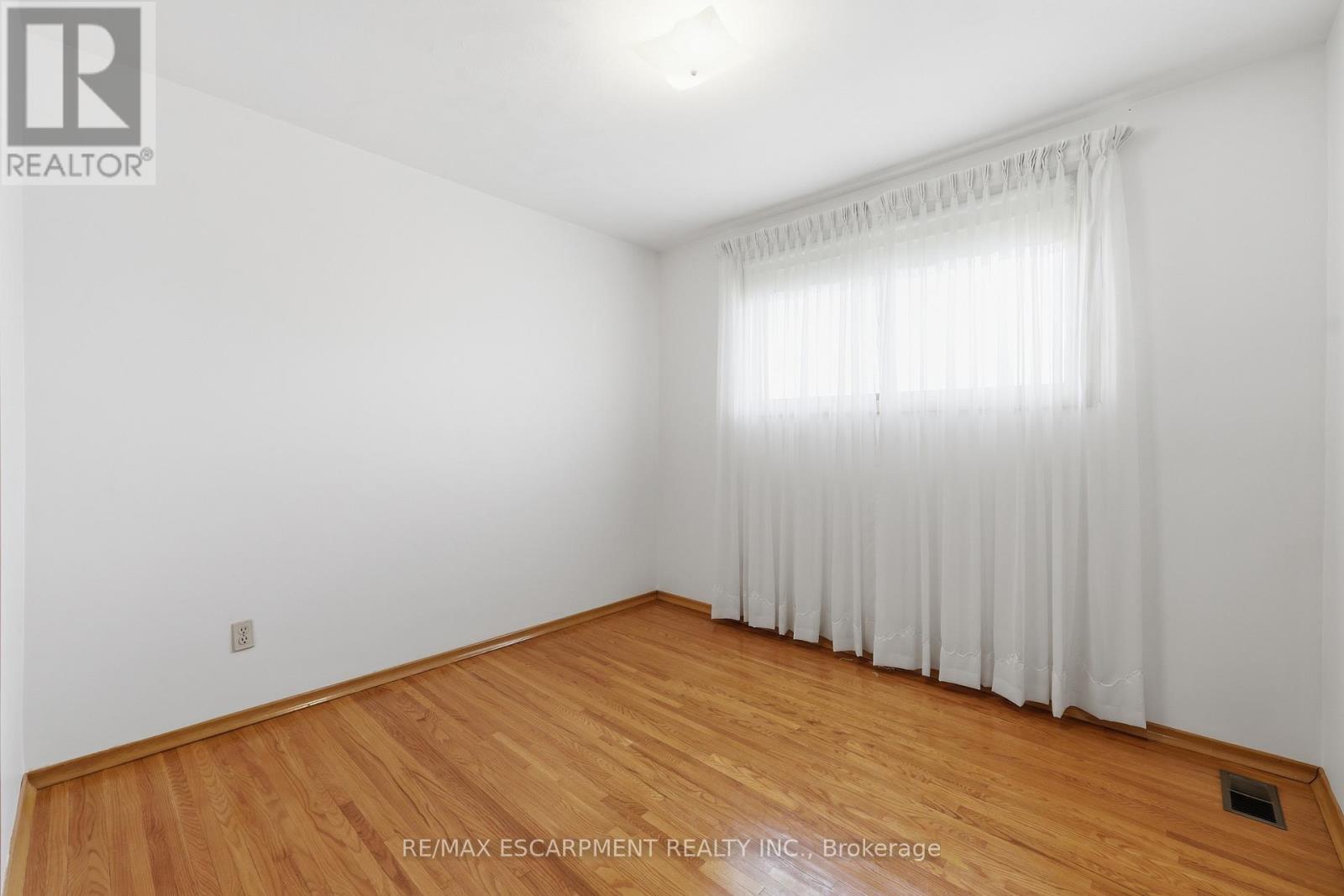 61 Bellingham Drive, Hamilton, Ontario  L8V 3R3 - Photo 21 - X13178154