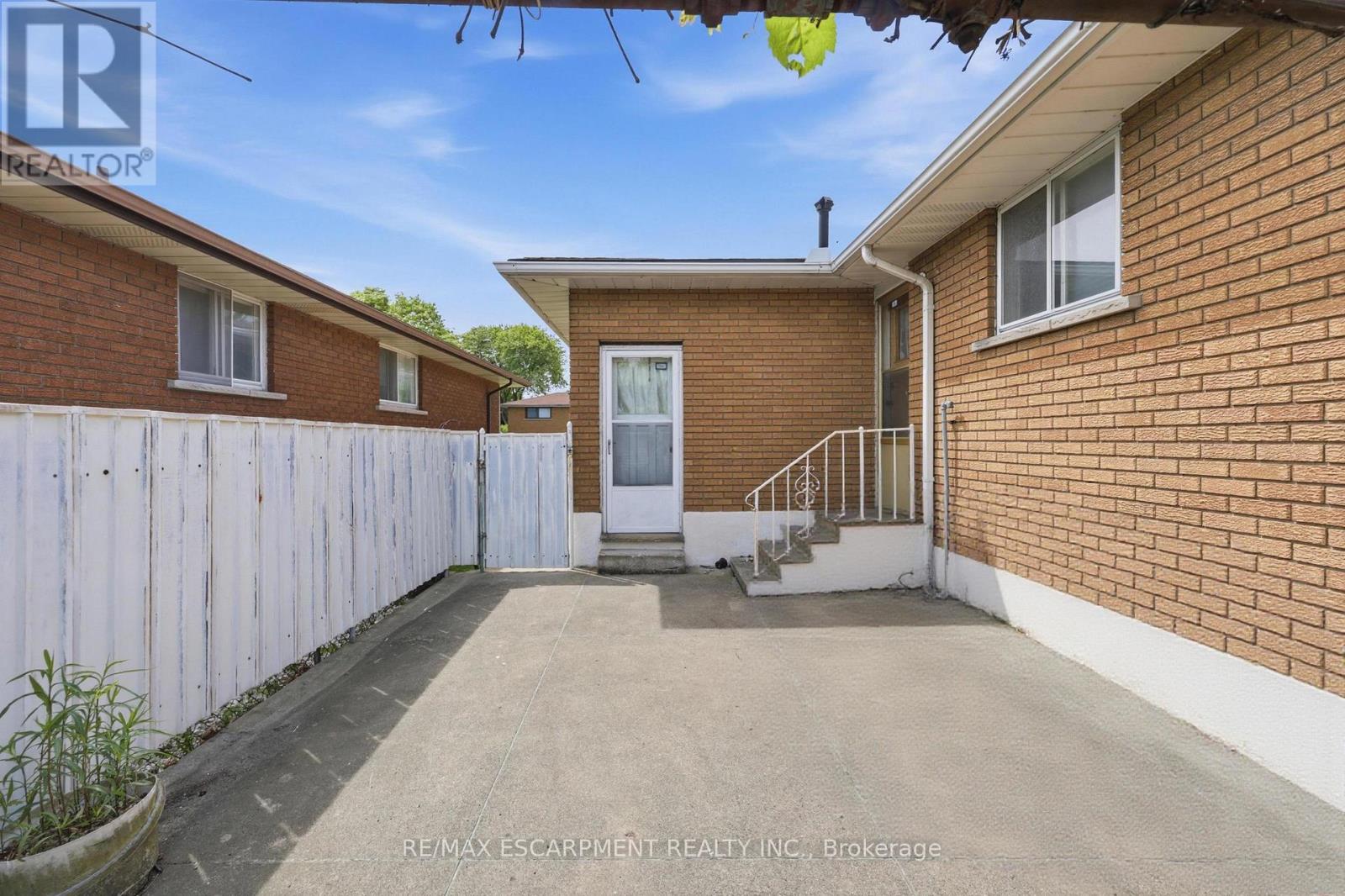 61 Bellingham Drive, Hamilton, Ontario  L8V 3R3 - Photo 34 - X13178154