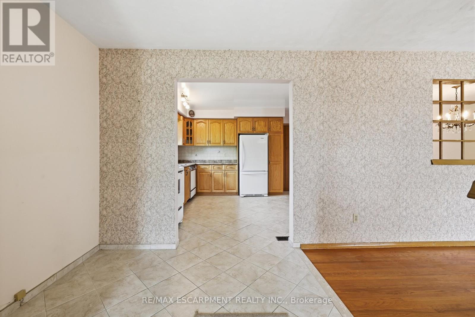 61 Bellingham Drive, Hamilton, Ontario  L8V 3R3 - Photo 8 - X13178154