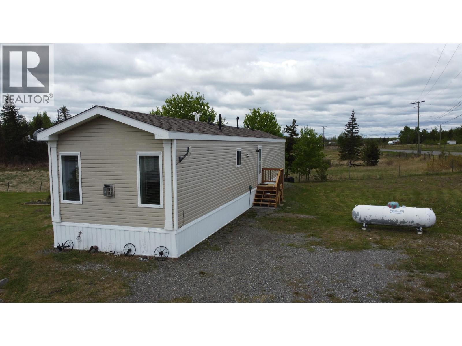 6510 North Bonaparte Road, 70 Mile House, British Columbia  V0K 2K2 - Photo 2 - R3128418