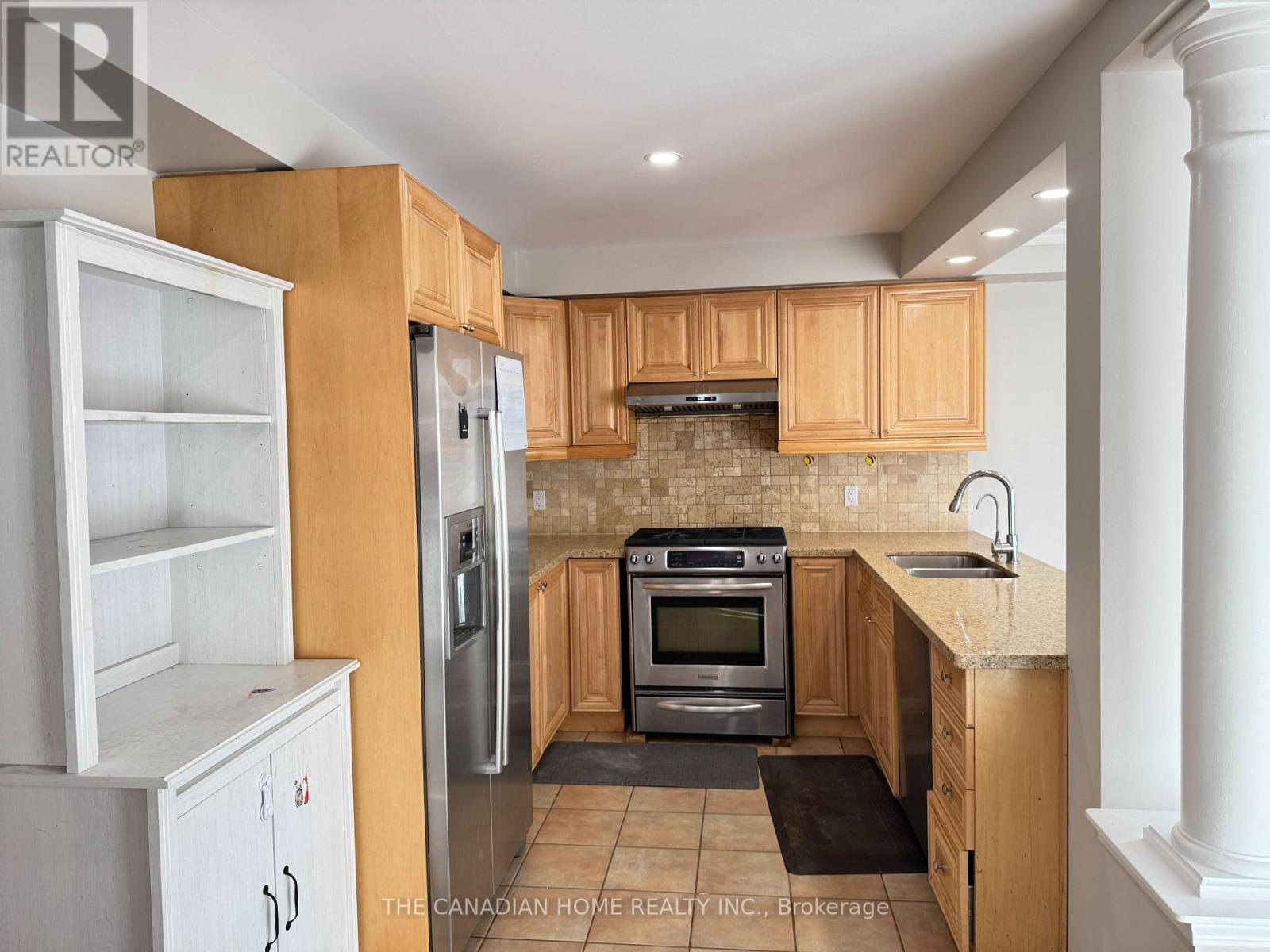 1151 Hickory Hollow Glen, Mississauga, Ontario  L5W 1J4 - Photo 6 - W13176964