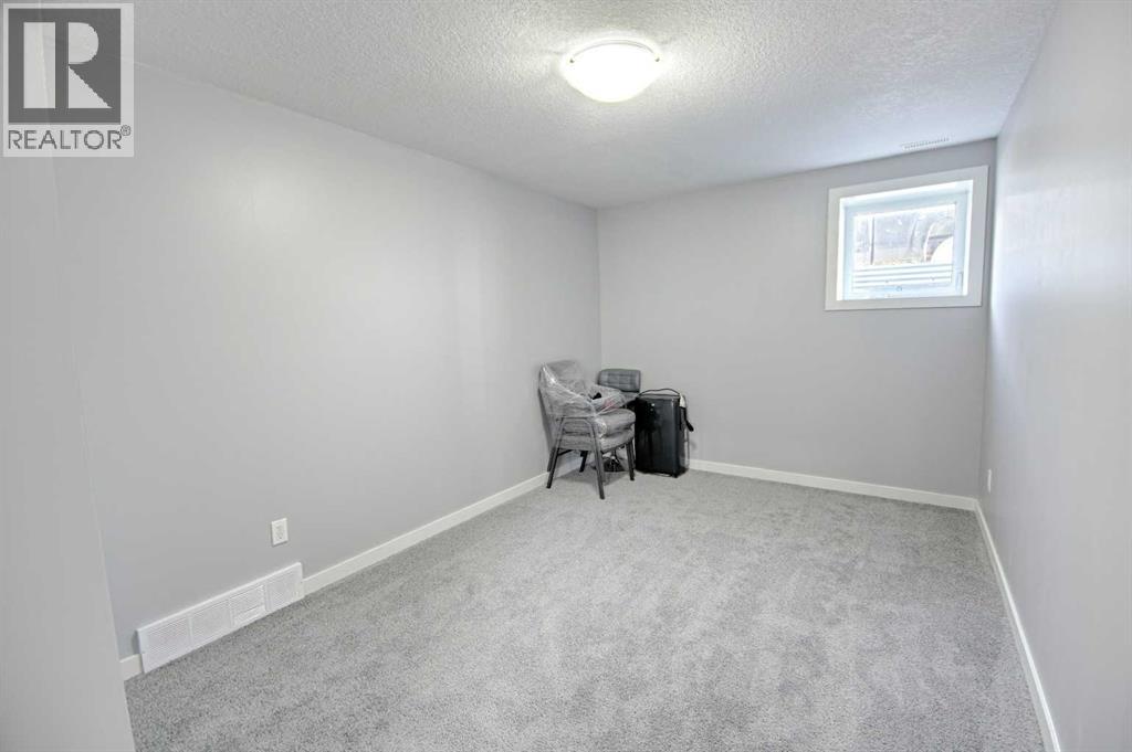 1019 7 Street W, Barnwell, Alberta  T0K 0B0 - Photo 29 - A2314165