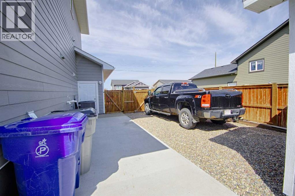 1019 7 Street W, Barnwell, Alberta  T0K 0B0 - Photo 34 - A2314165