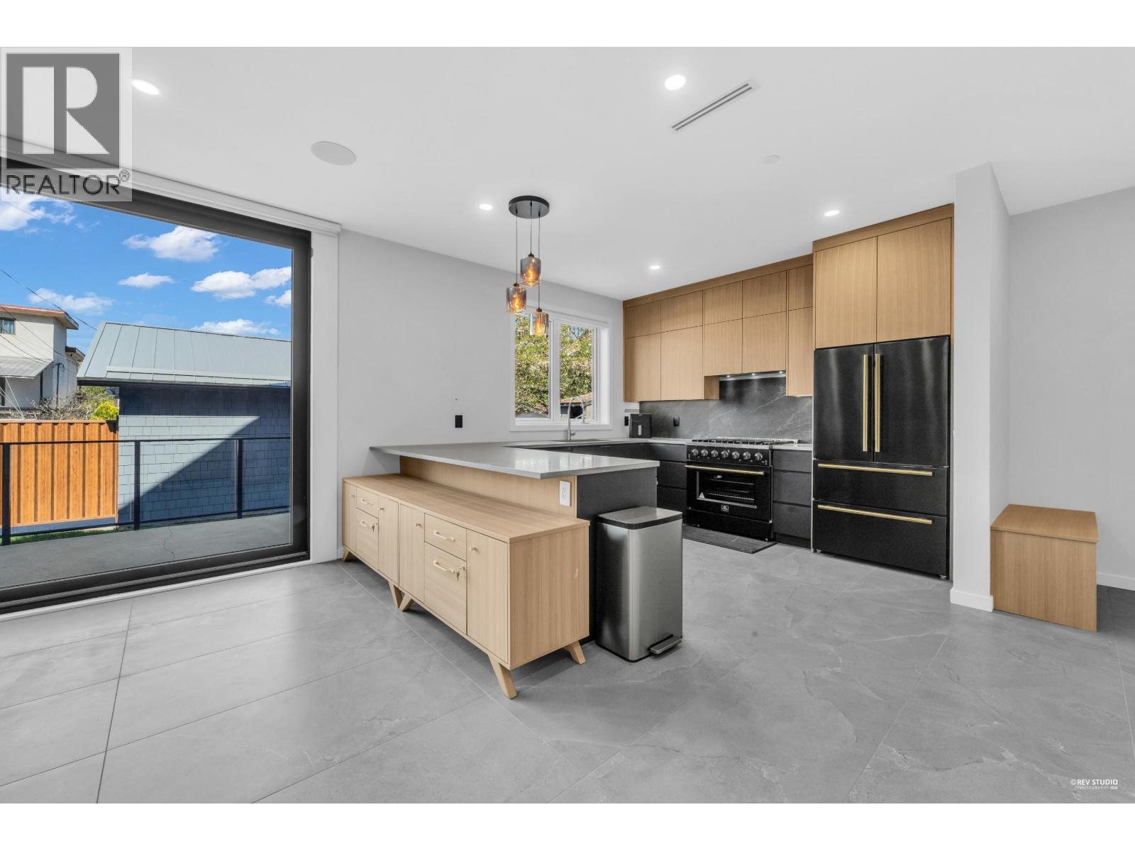 2 2091 E 20th Avenue, Vancouver, British Columbia  V5N 2L1 - Photo 6 - R3128386