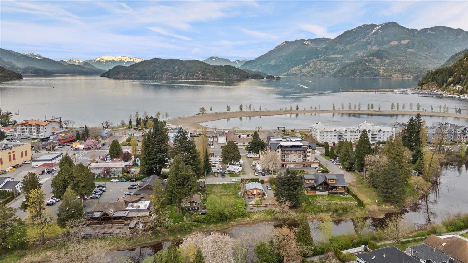 231 Spruce Street, Harrison Hot Springs, Harrison Hot Springs, British Columbia  V0M 1K0 - Photo 22 - R3127133