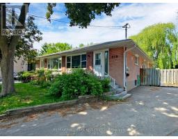 16 DUNBOYNE COURT, Toronto, Ontario
