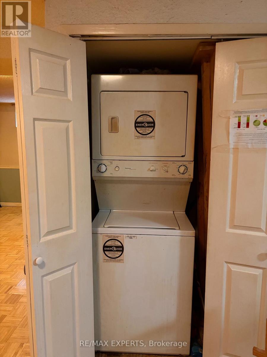 Bsmt - 9 Queen Post Drive, Vaughan, Ontario  L4L 3G2 - Photo 11 - N13178434