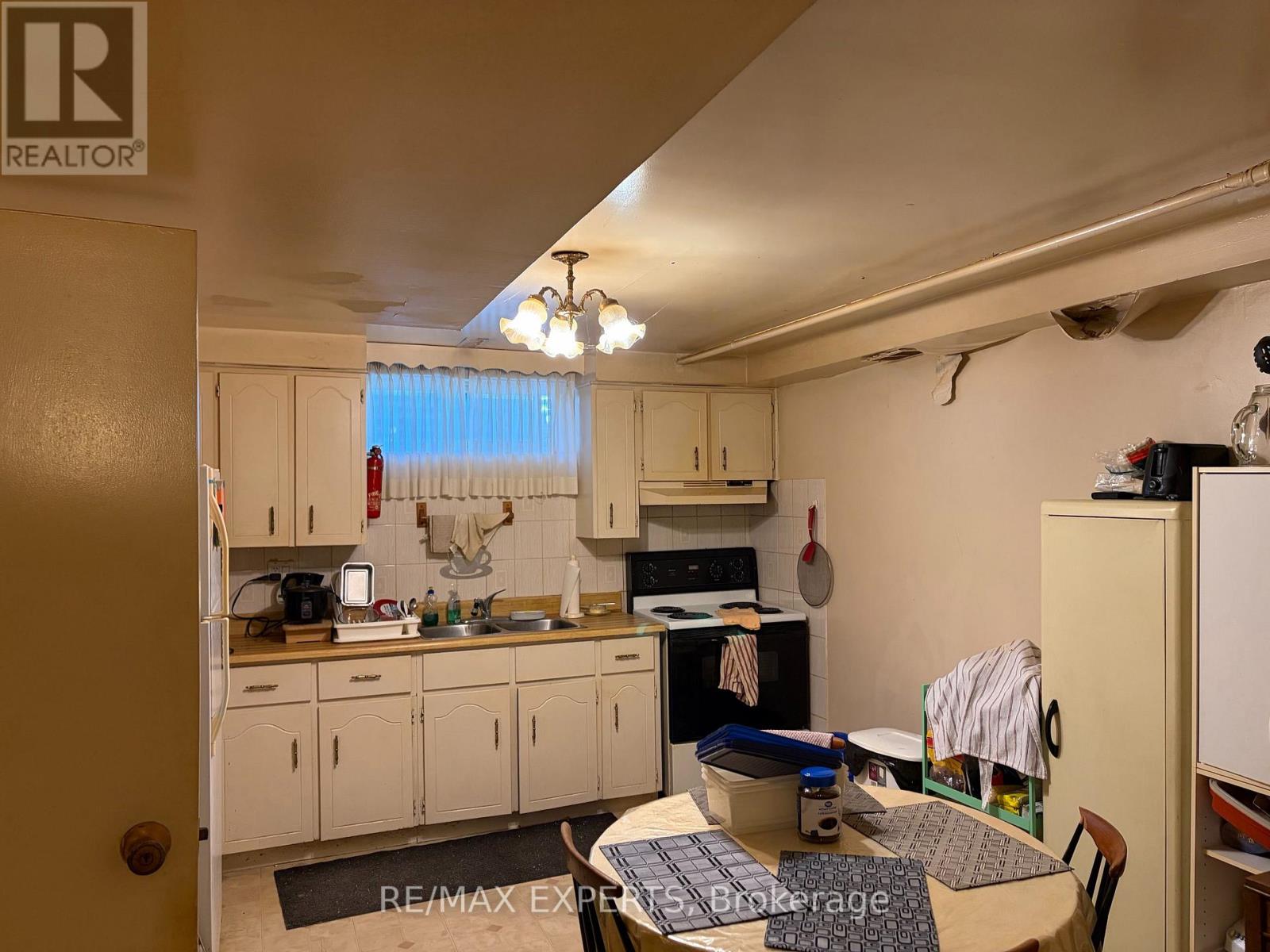 Bsmt - 9 Queen Post Drive, Vaughan, Ontario  L4L 3G2 - Photo 6 - N13178434