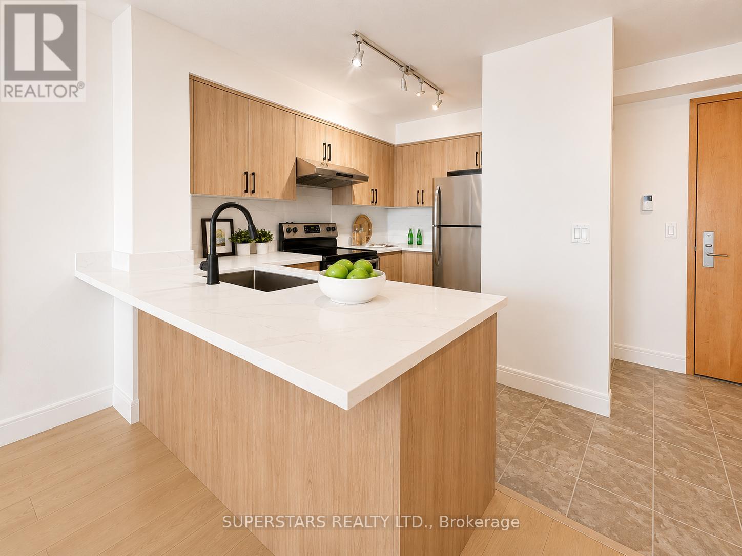 509 - 62 Suncrest Boulevard, Markham, Ontario  L3T 7Y6 - Photo 2 - N13178612