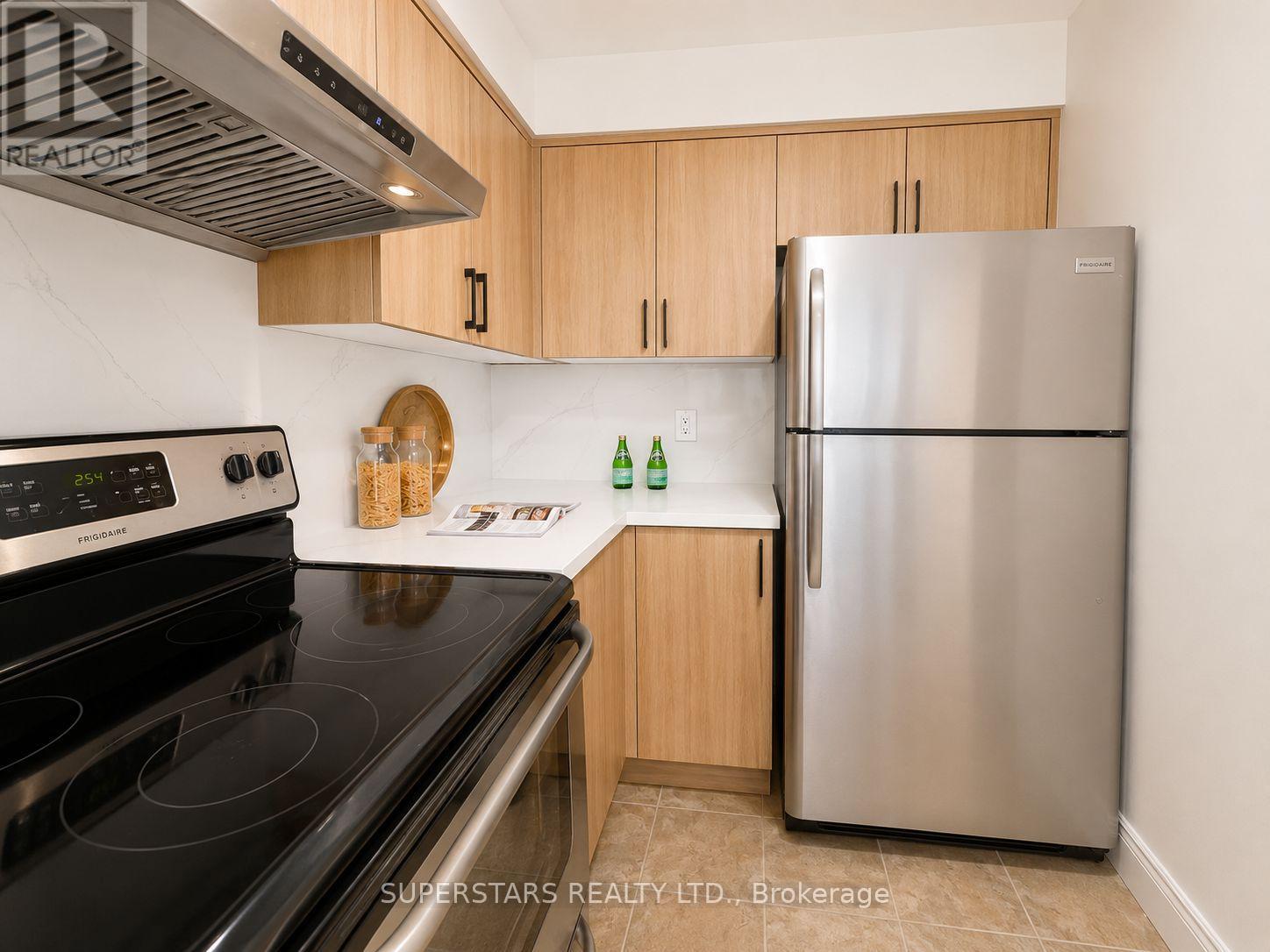 509 - 62 Suncrest Boulevard, Markham, Ontario  L3T 7Y6 - Photo 9 - N13178612
