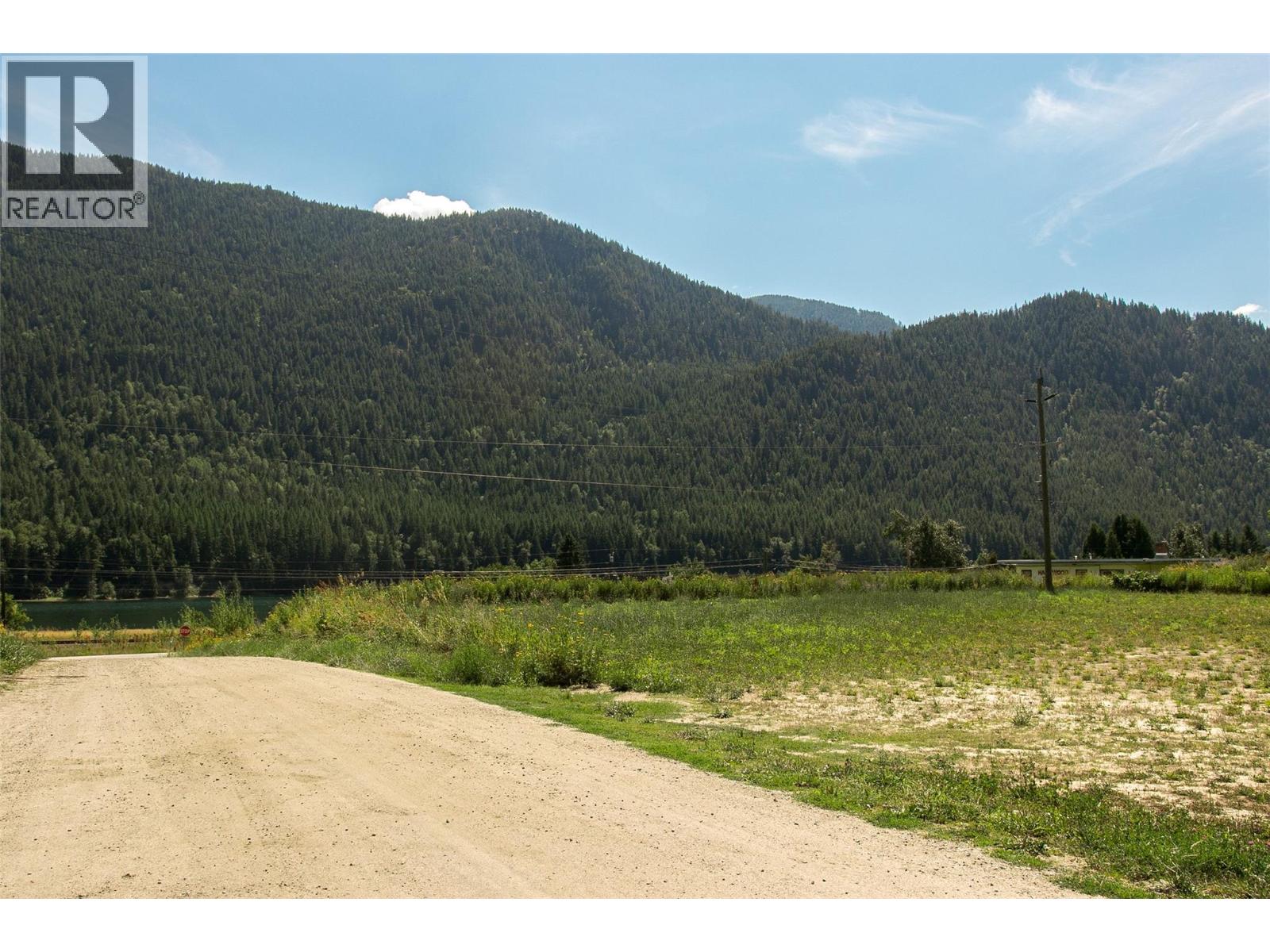 1411 Chalmers Road, Castlegar, British Columbia  V1N 4M7 - Photo 28 - 10349244