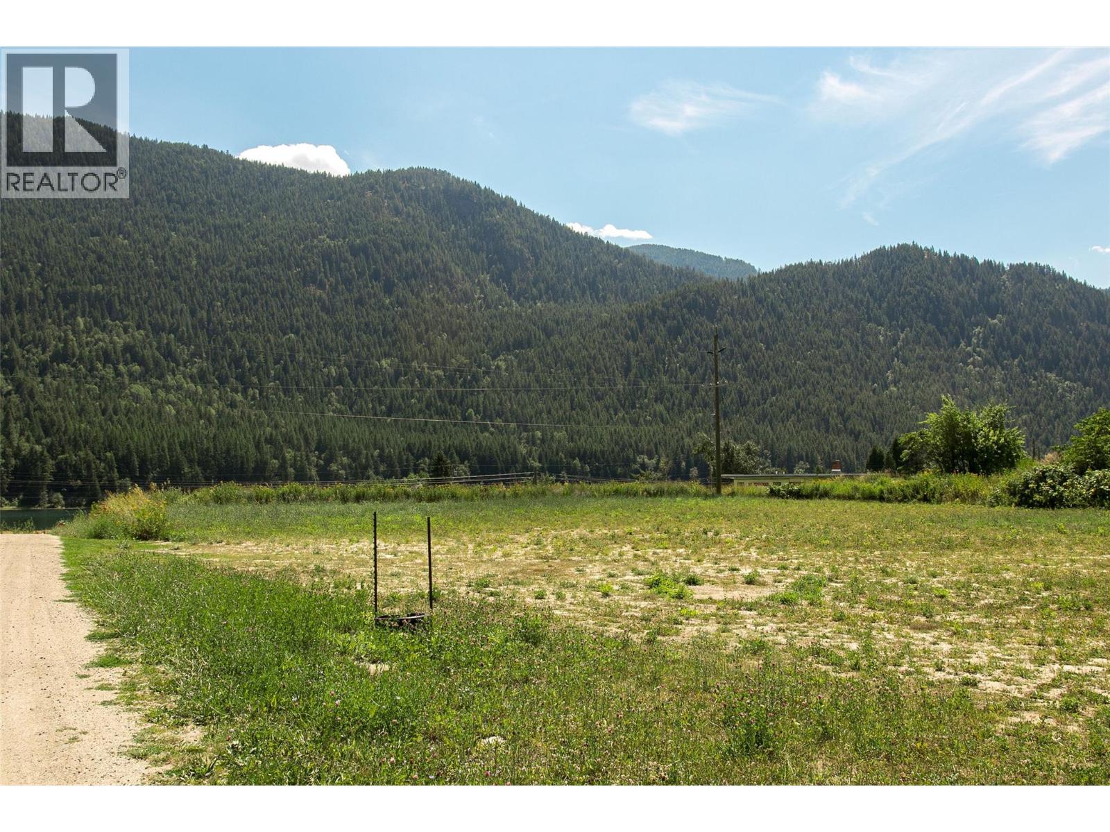 1411 Chalmers Road, Castlegar, British Columbia  V1N 4M7 - Photo 26 - 10349244