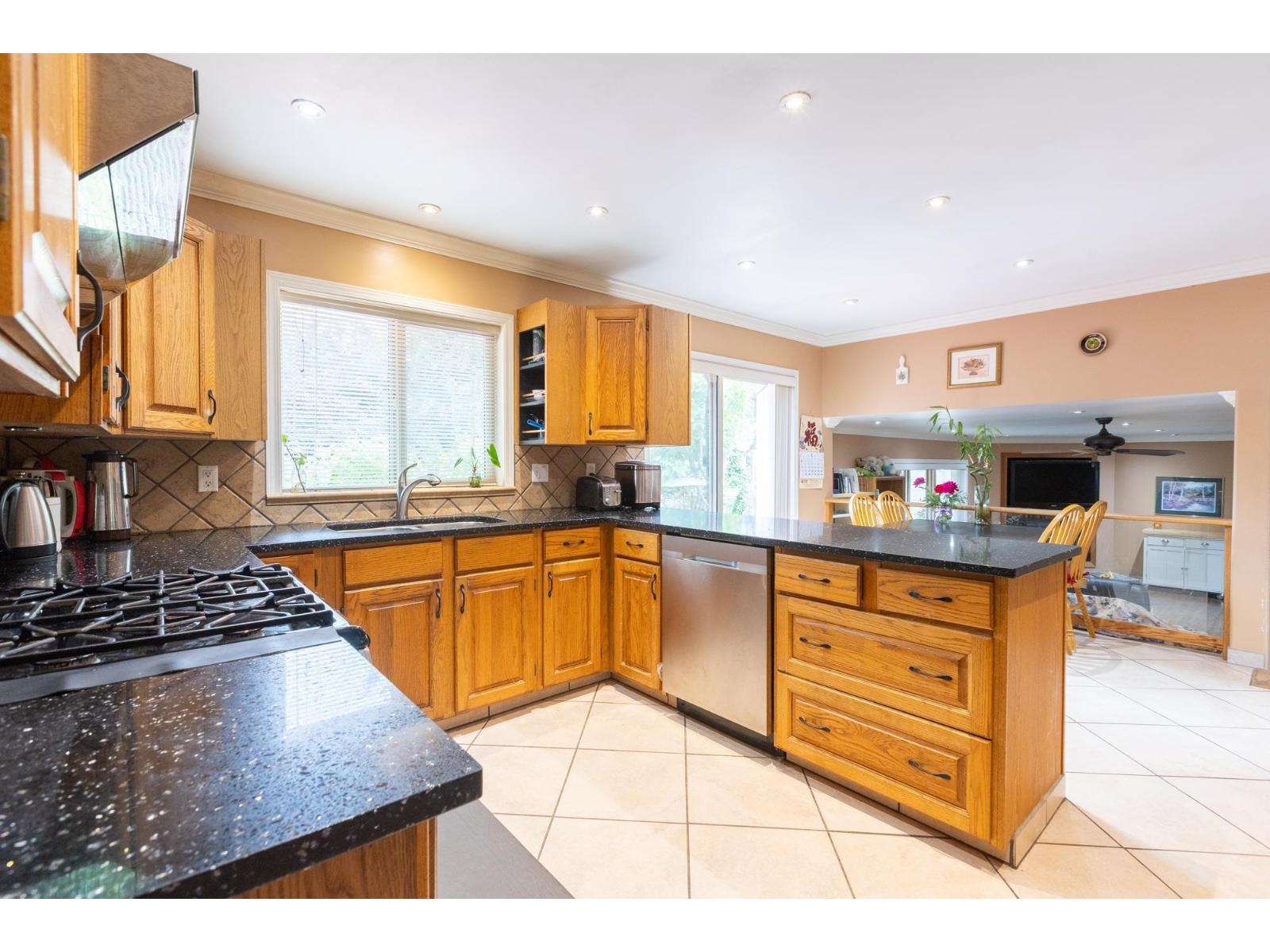 13474 67 Avenue, Surrey, British Columbia  V3W 6L9 - Photo 12 - R3126768