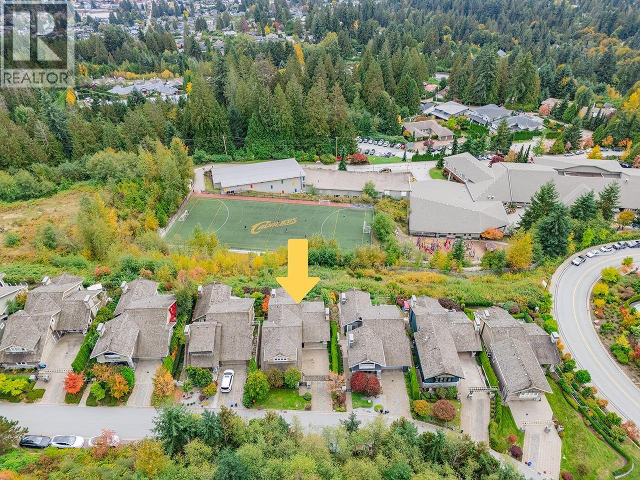2546 Marr Creek Court, West Vancouver, British Columbia  V7S 0A3 - Photo 3 - R3080007