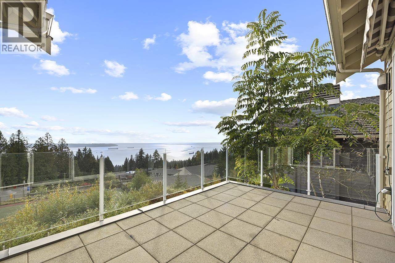 2546 Marr Creek Court, West Vancouver, British Columbia  V7S 0A3 - Photo 38 - R3080007