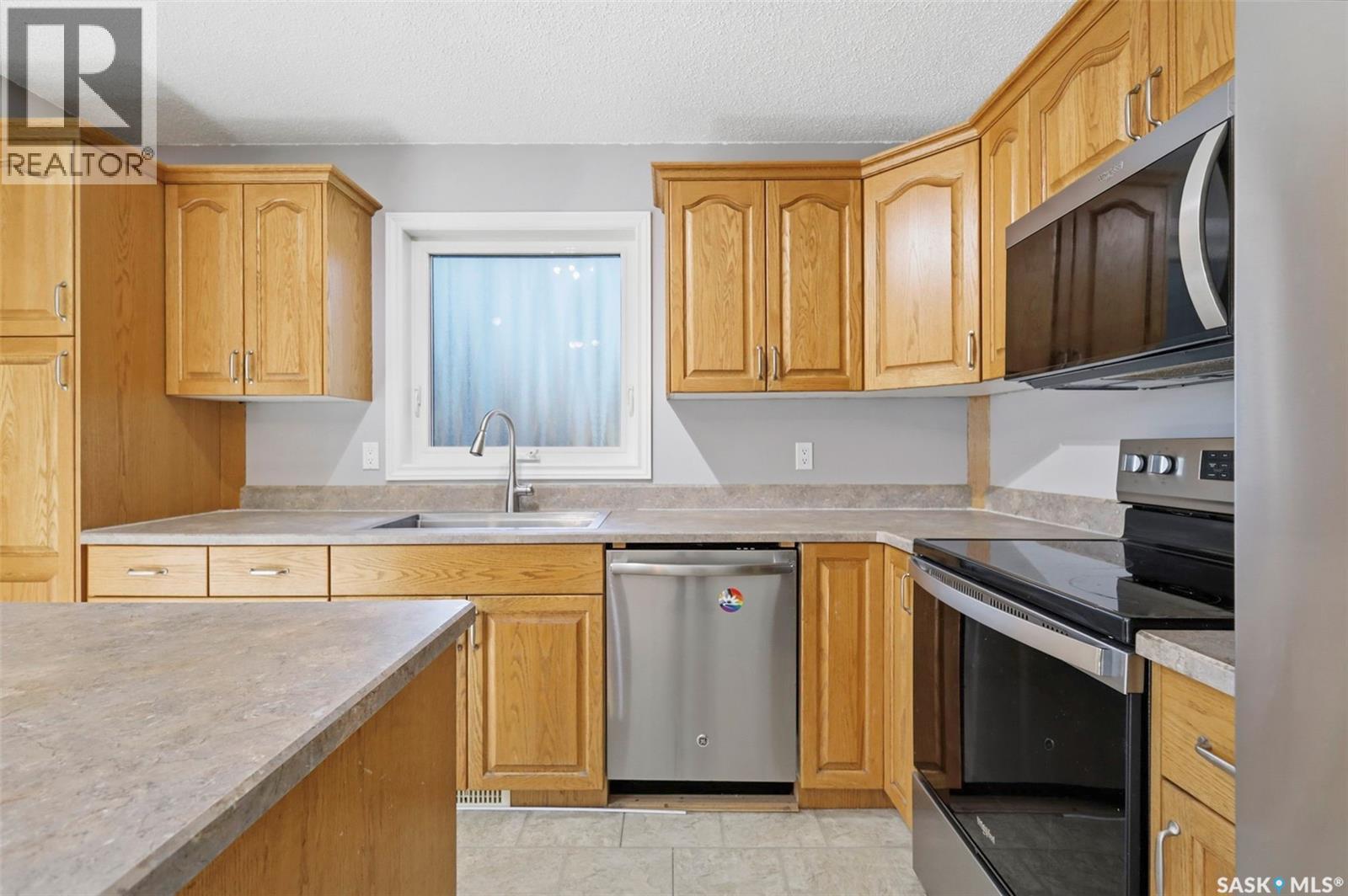 230 Konihowski Road, Saskatoon, Saskatchewan  S7S 1A7 - Photo 12 - SK036789
