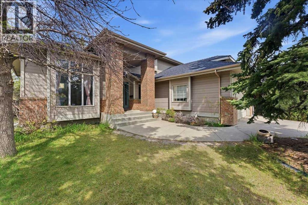 13919 Evergreen Street Sw, Calgary, Alberta T2Y 2X4 - Photo 1 - A2315096