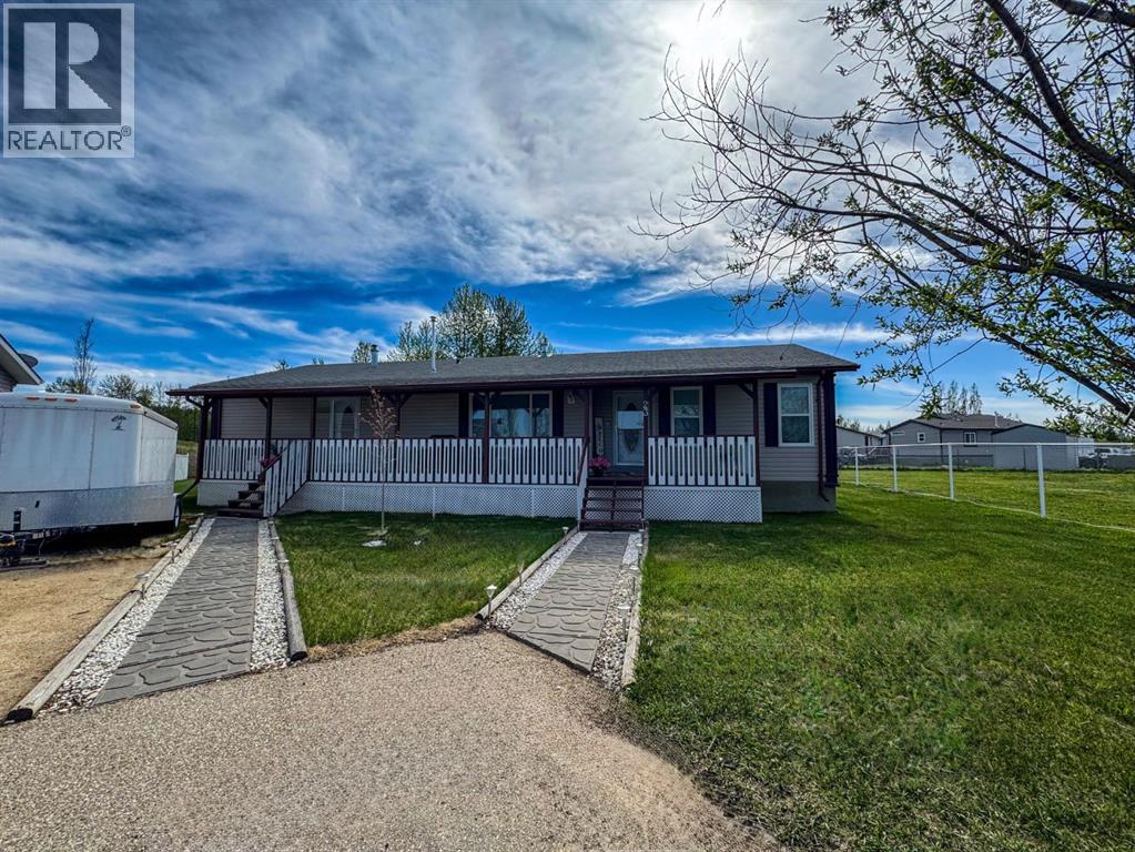 23 Keystone Place, Whitecourt, Alberta  T7S 0B2 - Photo 1 - A2286728