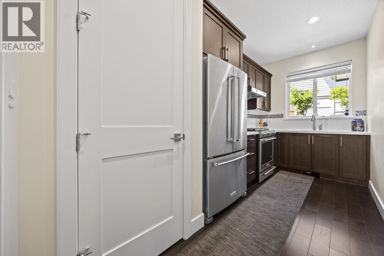 1442 Strawline Hill Street, Coquitlam, British Columbia  V3E 0L6 - Photo 12 - R3128320