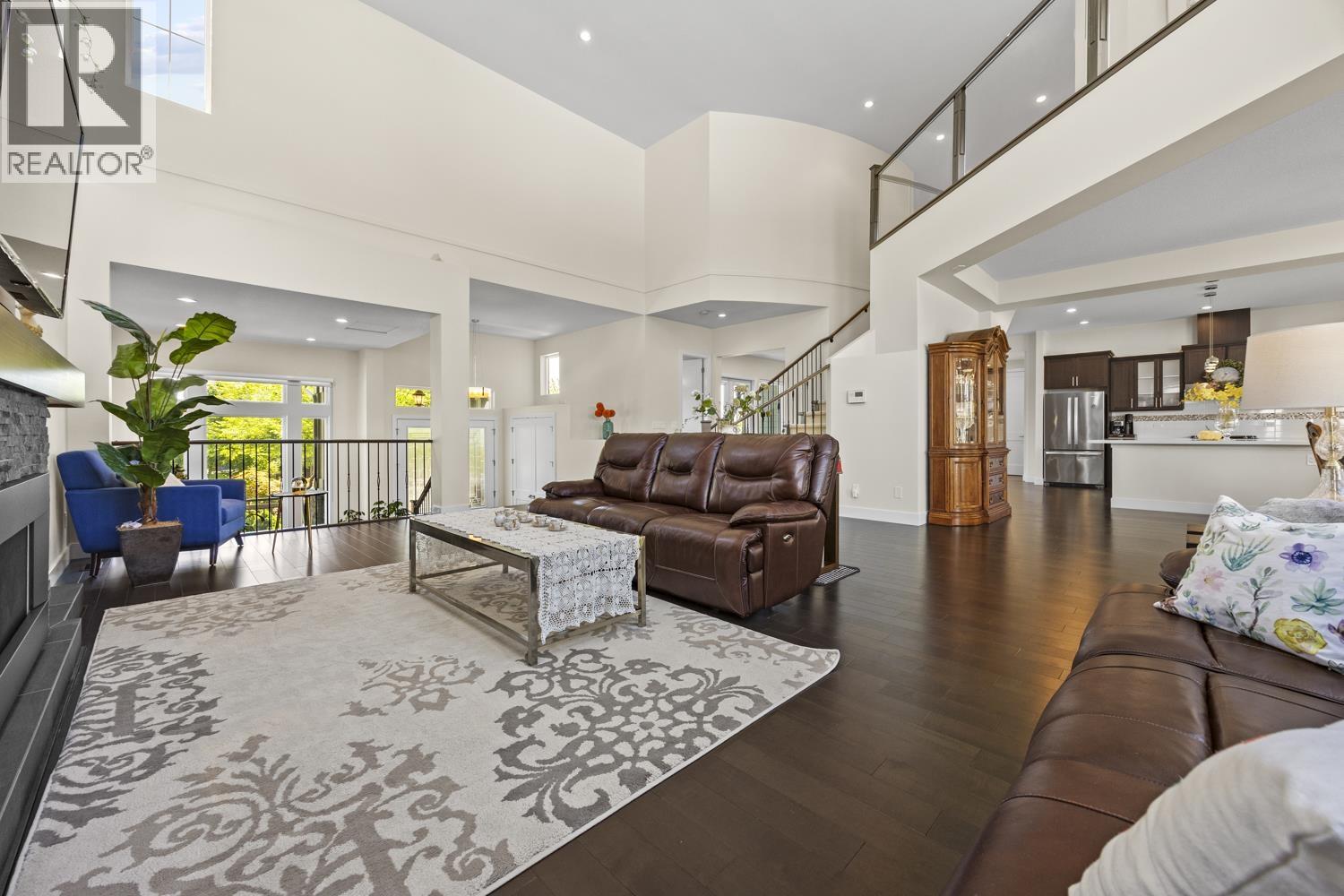 1442 Strawline Hill Street, Coquitlam, British Columbia  V3E 0L6 - Photo 7 - R3128320