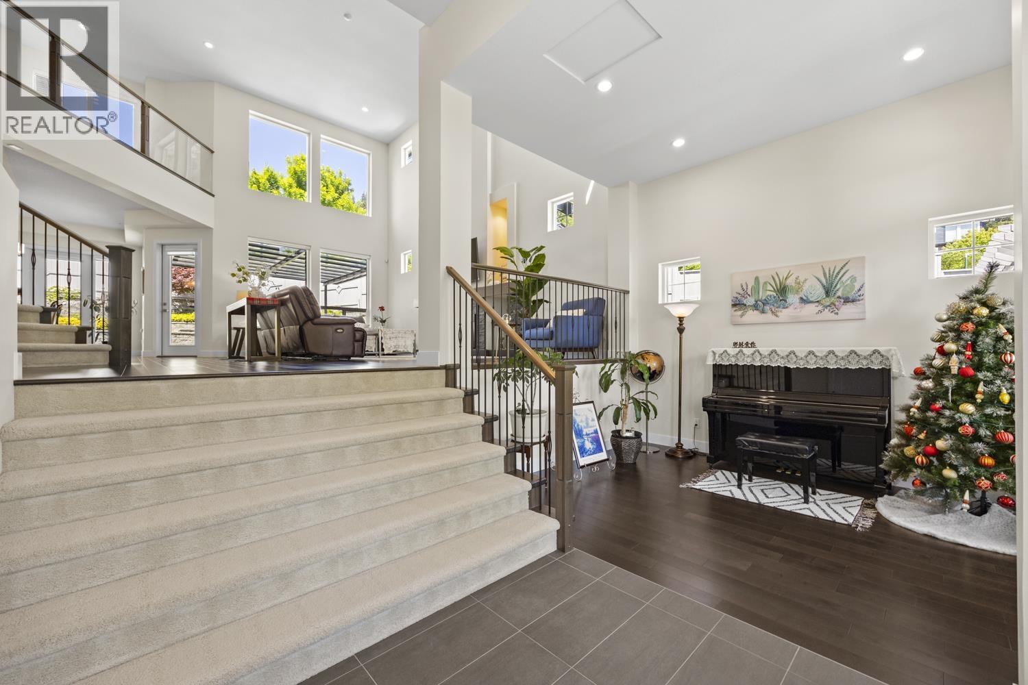 1442 Strawline Hill Street, Coquitlam, British Columbia  V3E 0L6 - Photo 5 - R3128320