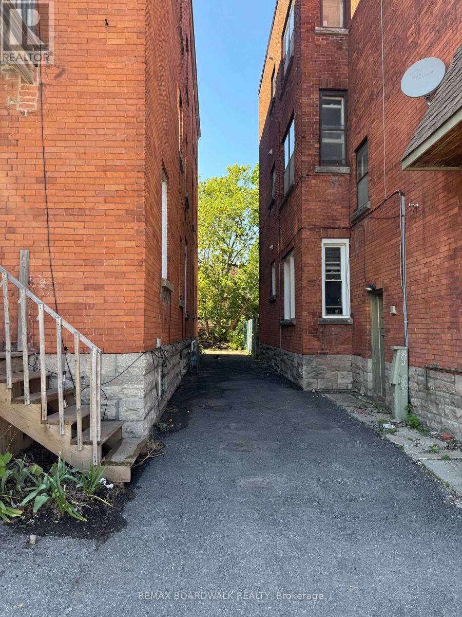 2 - 475 Somerset Street W, Ottawa, Ontario  K1R 5J7 - Photo 18 - X13178624