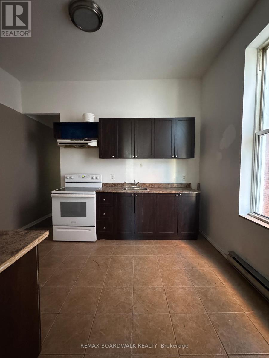 2 - 475 Somerset Street W, Ottawa, Ontario  K1R 5J7 - Photo 8 - X13178624