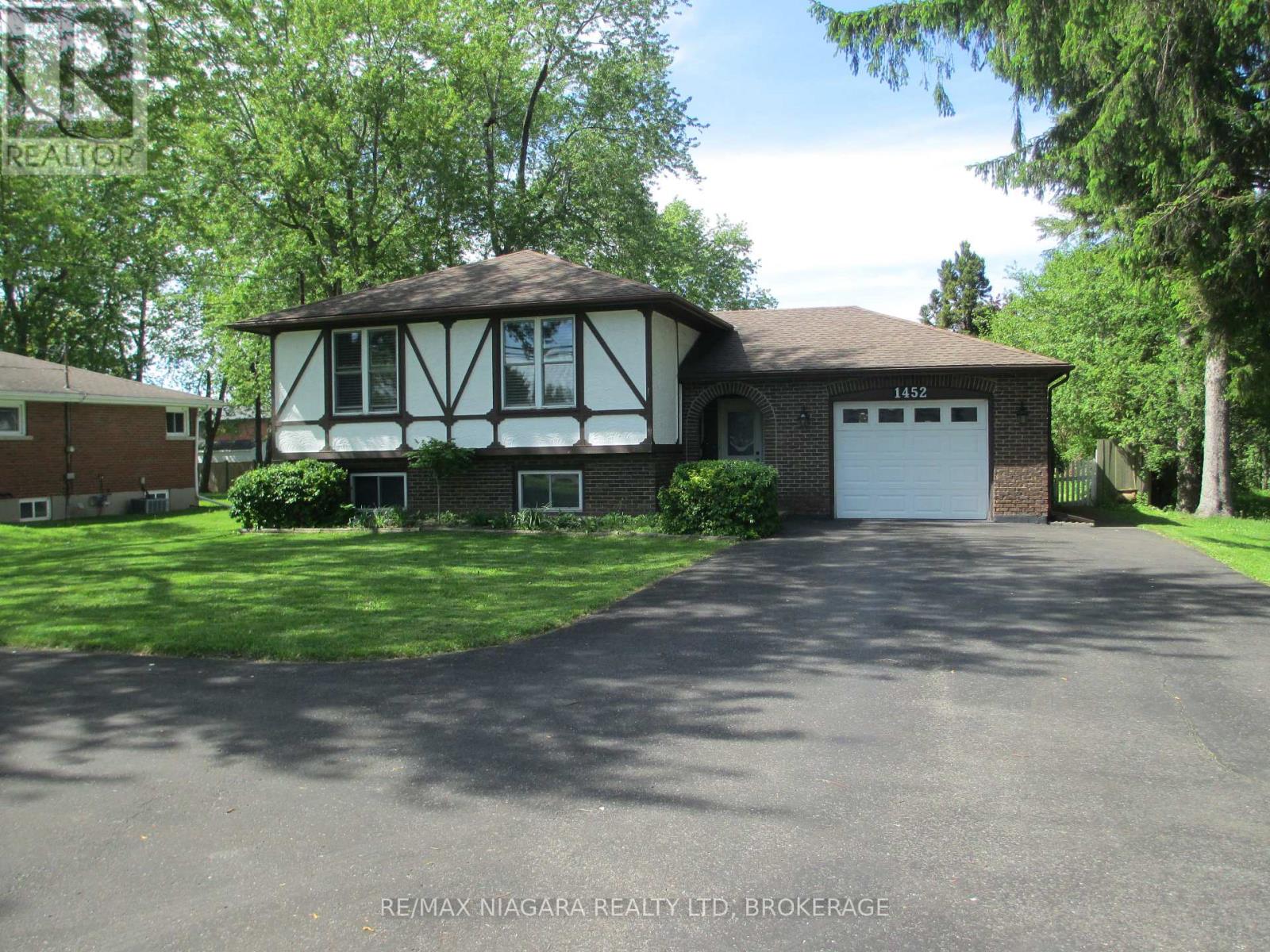 1452 Garrison Road, Fort Erie, Ontario  L2A 1P6 - Photo 1 - X13178654