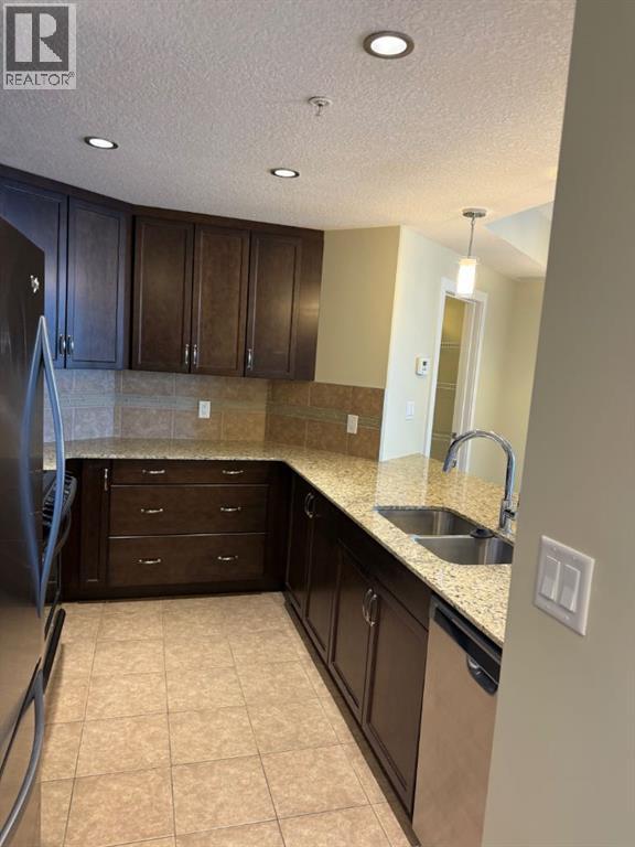 701, 16 Varsity Estates Circle NW, Calgary, Alberta  T3A 1W9 - Photo 6 - A2289820