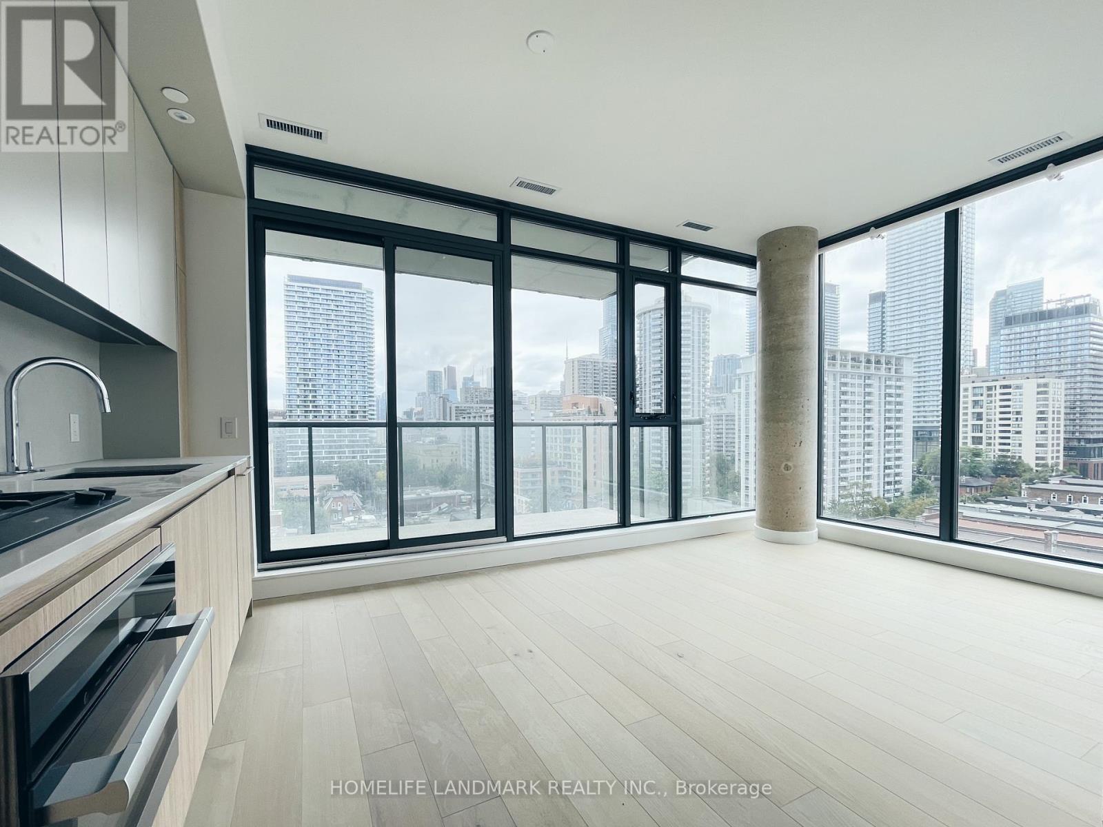 903 - 81 WELLESLEY STREET E, Toronto, Ontario