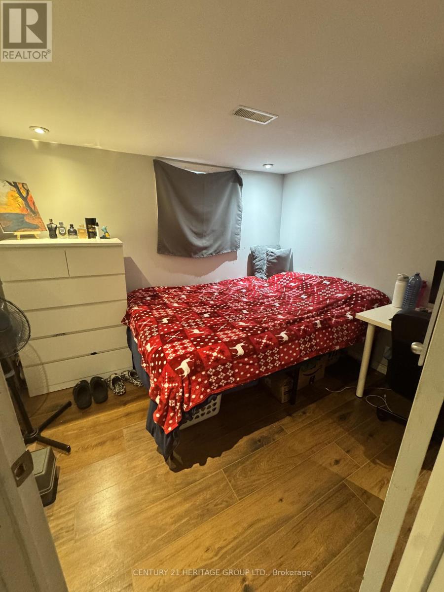 Bsmnt - 166 Erindale Avenue, Hamilton, Ontario  L8K 4R4 - Photo 8 - X13177622