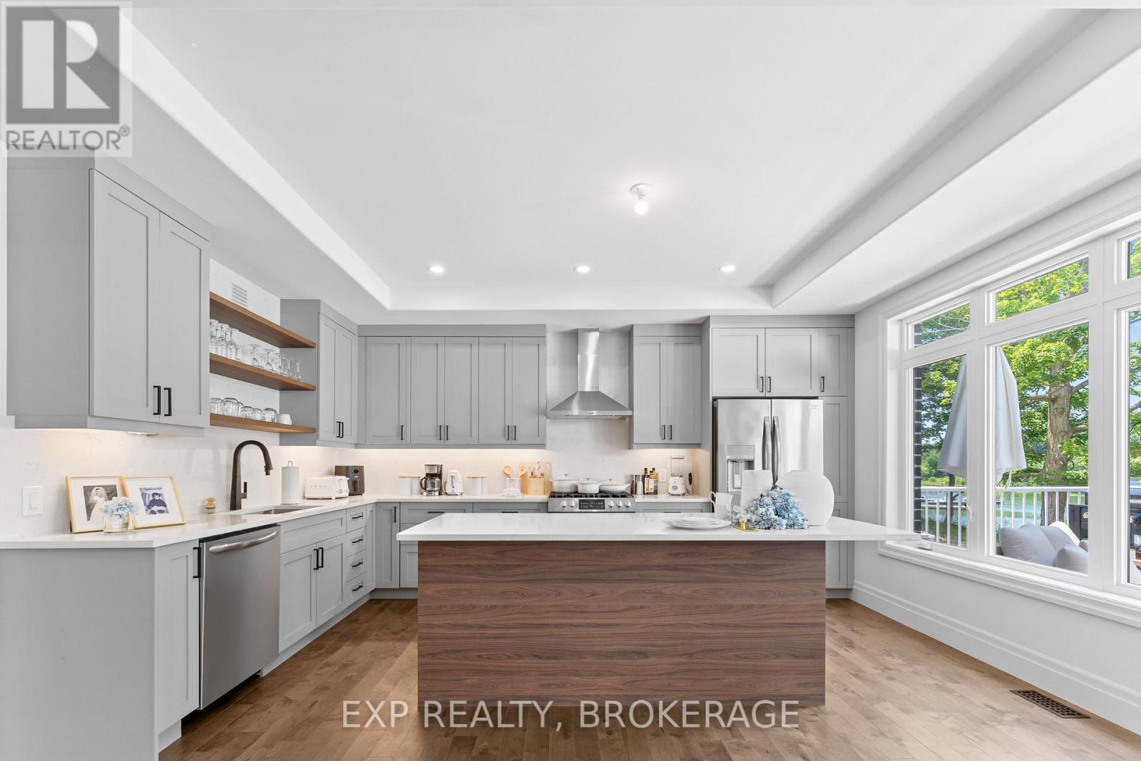 101 Villeneuve Drive, Prince Edward County, Ontario  K0K 2T0 - Photo 16 - X12940772