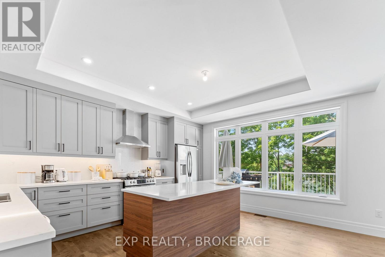 101 Villeneuve Drive, Prince Edward County, Ontario  K0K 2T0 - Photo 17 - X12940772