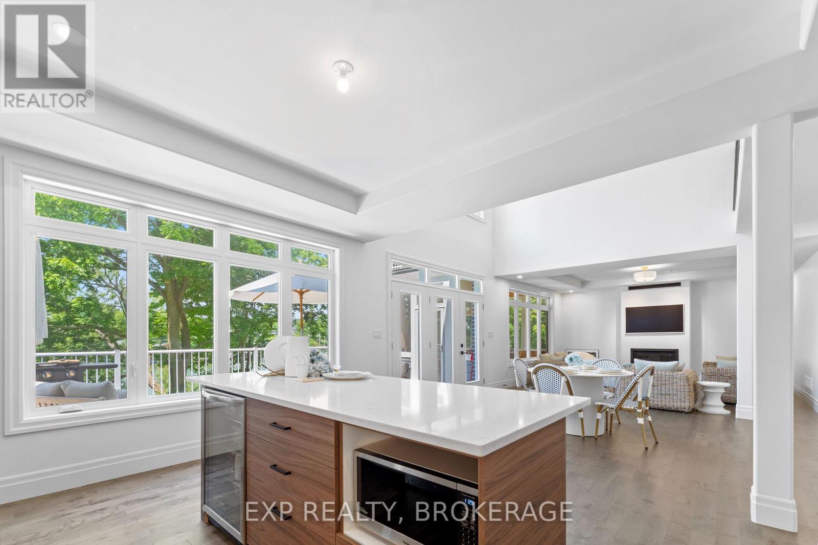 101 Villeneuve Drive, Prince Edward County, Ontario  K0K 2T0 - Photo 19 - X12940772