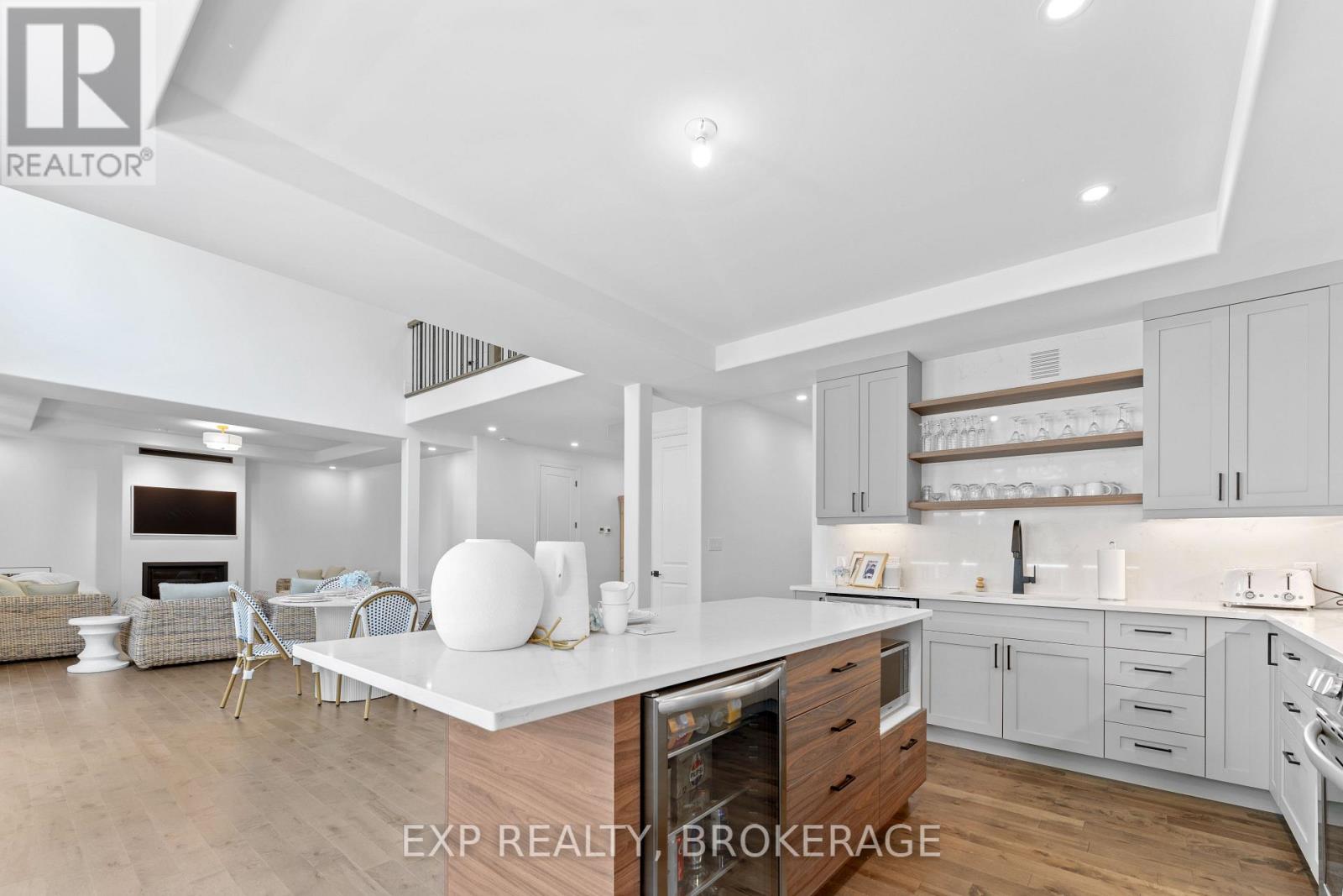 101 Villeneuve Drive, Prince Edward County, Ontario  K0K 2T0 - Photo 21 - X12940772